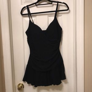 Women’s bathing suit